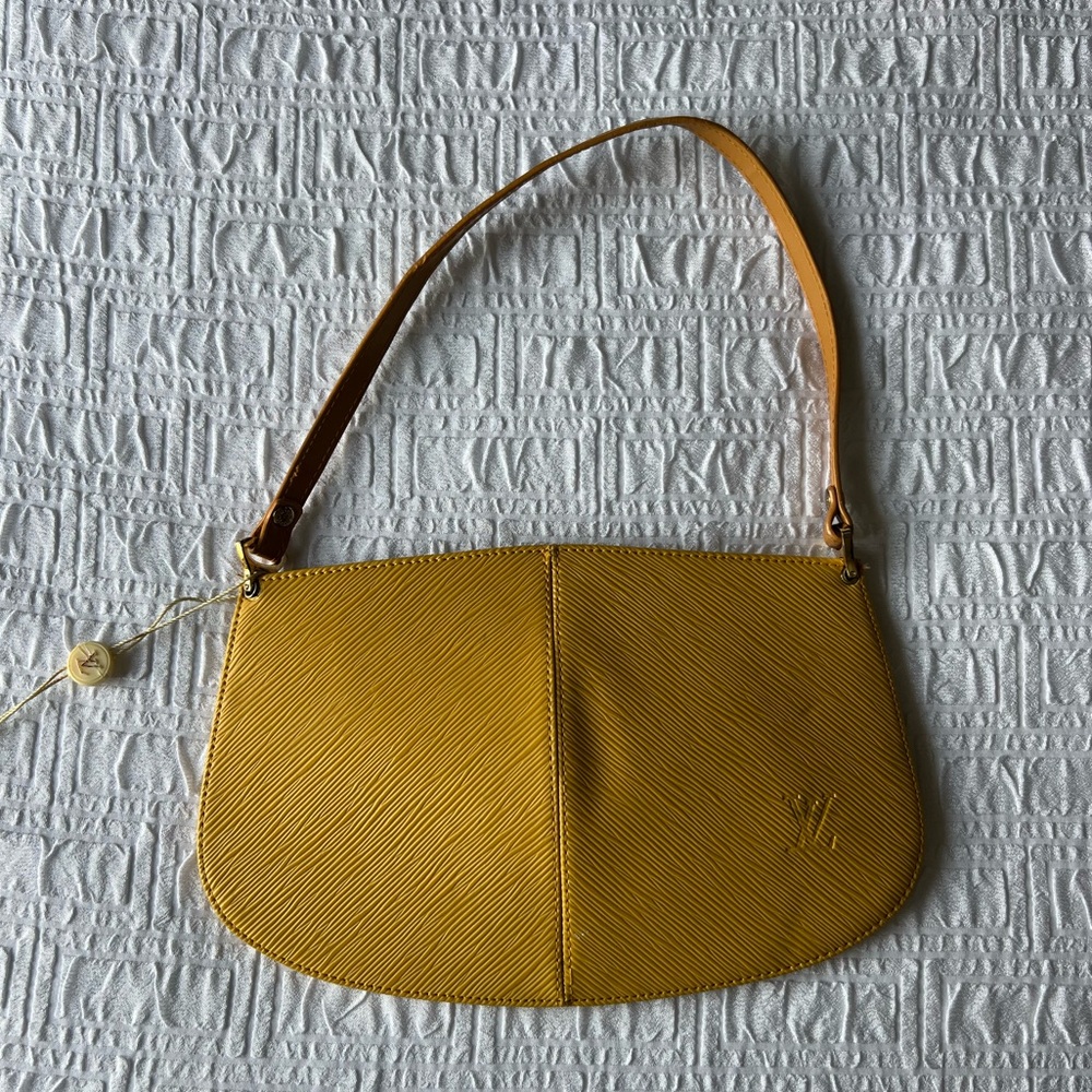 LOUIS VUITTON
Epi Pochette Demi-Lune in yellow